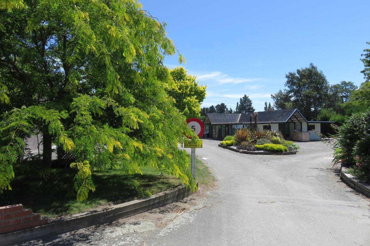 Rangiora Eco Holiday Park Fernside Exteriör bild