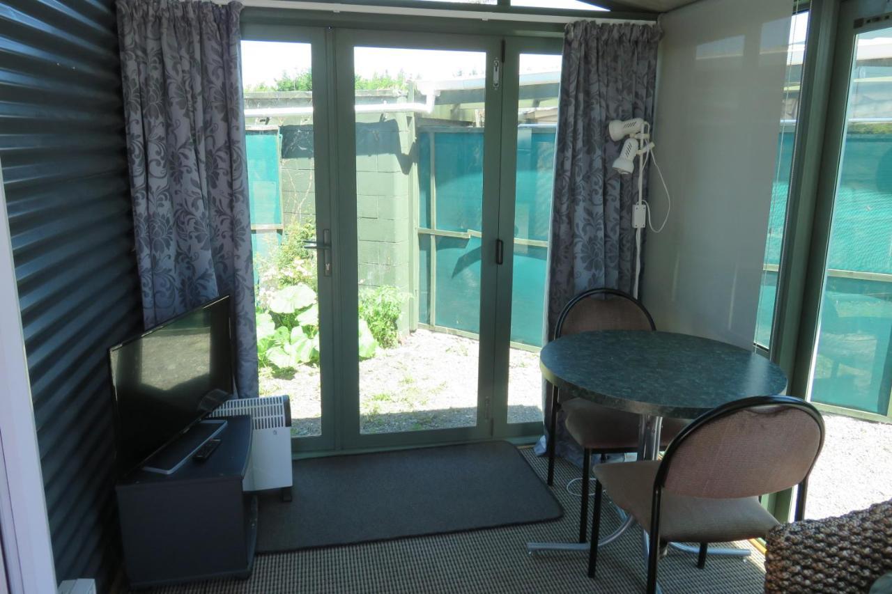 Rangiora Eco Holiday Park Fernside Exteriör bild